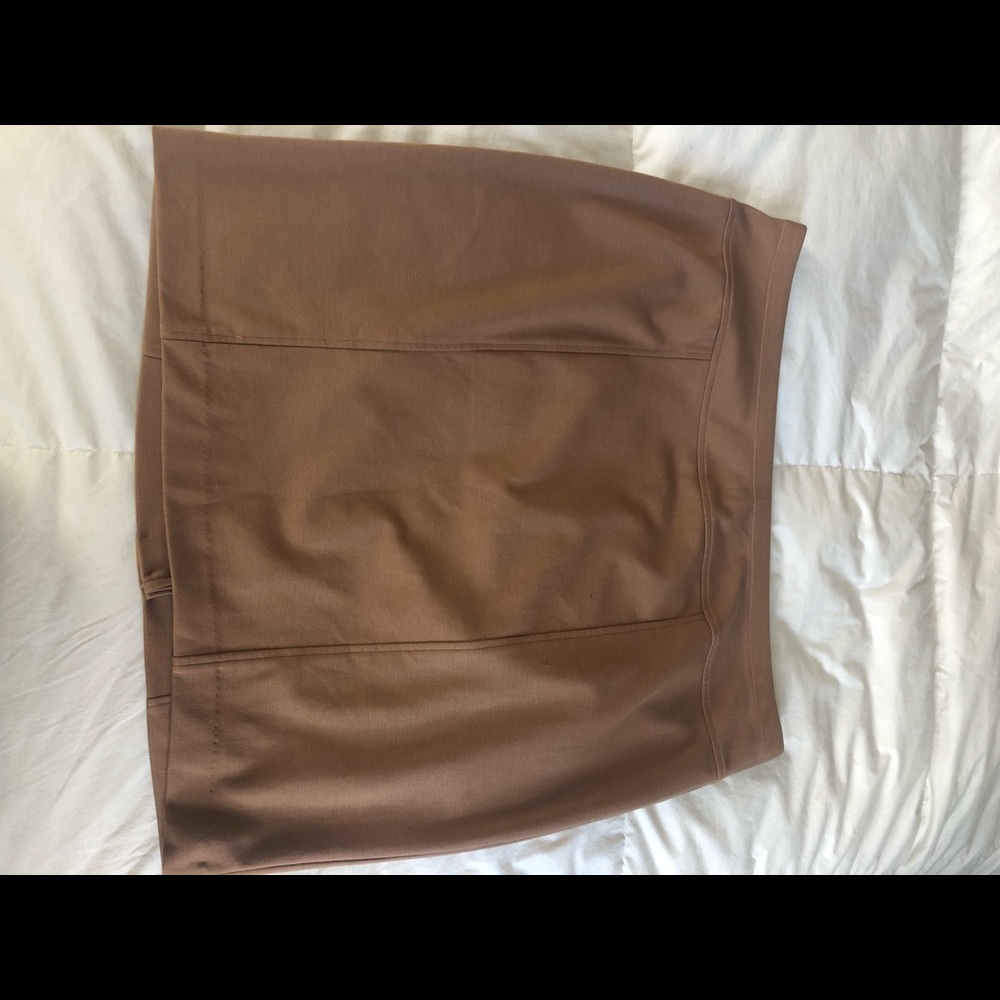 Camel colored pencil skirt. 2x